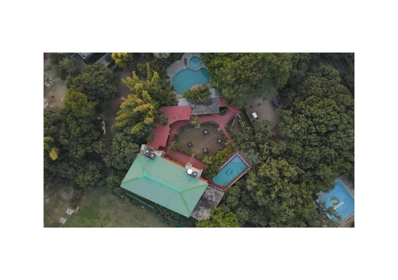 Hr Dukes Den Resort Рамнагар Экстерьер фото